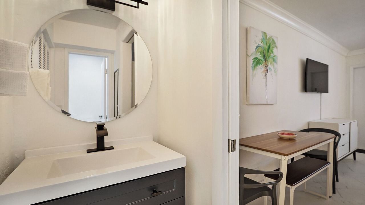 Photo of Bathroom in Lauderdale-by-the-Sea