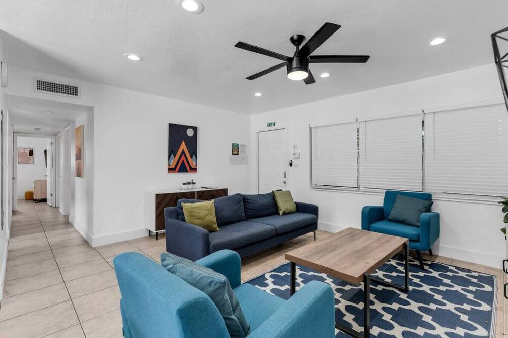 Photo of Bedroom in West Hollywood