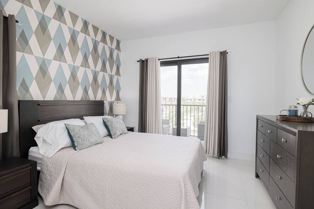 Photo of Bedroom in Central Fort Lauderdale