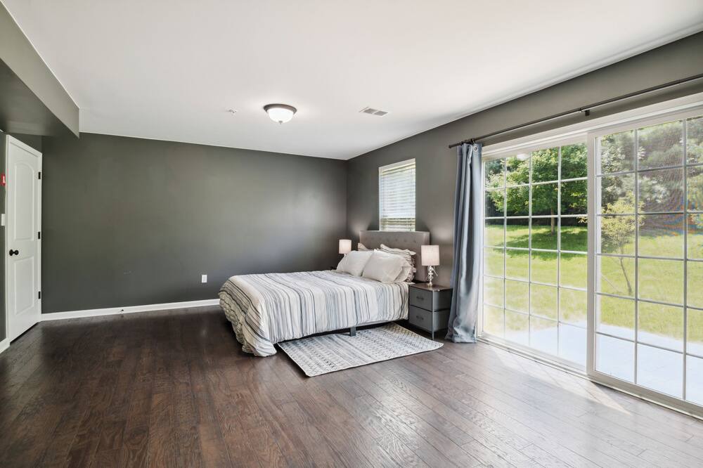 Photo of Bedroom in Newark