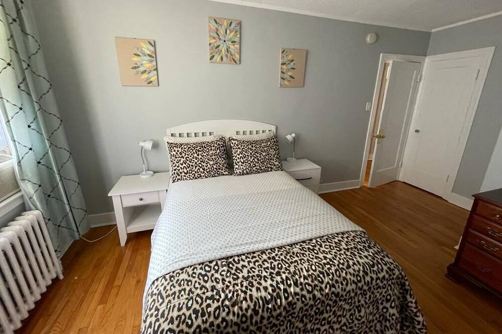 Photo of Bedroom in Albany