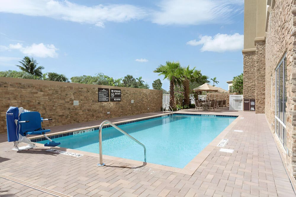 Photo of Outdoor in Pompano Isles