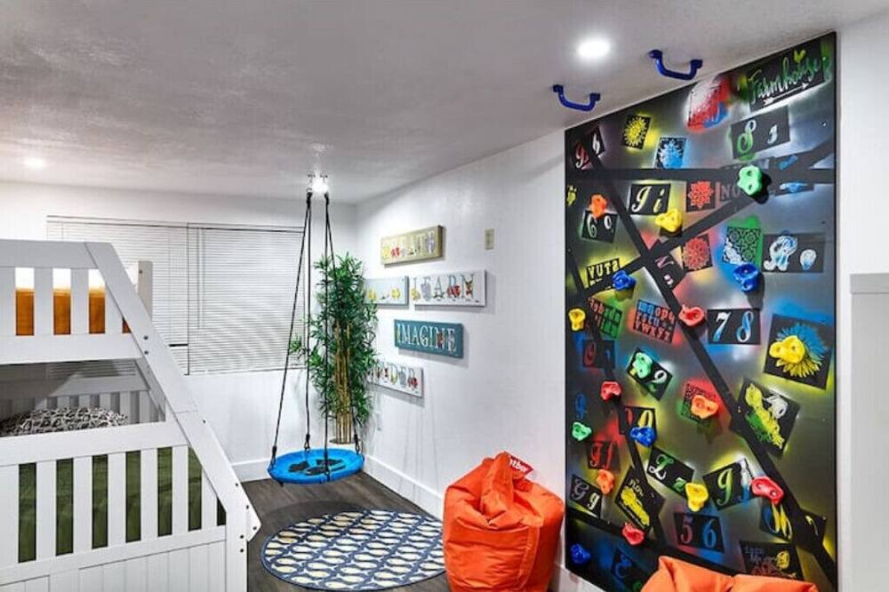 Photo of Bedroom in Highland Garden