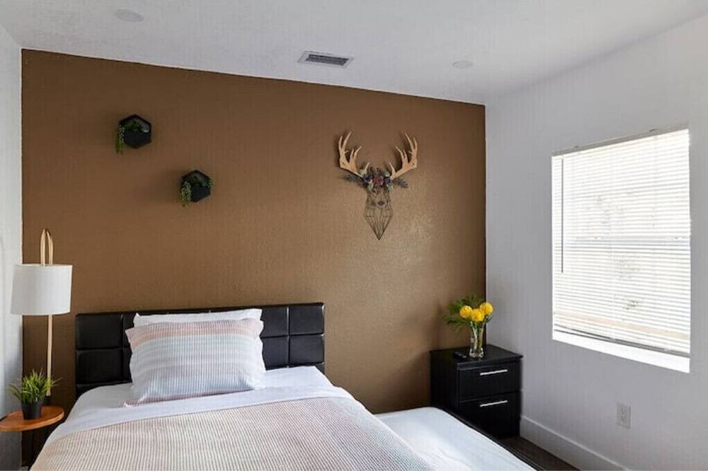 Photo of Bedroom in Highland Garden