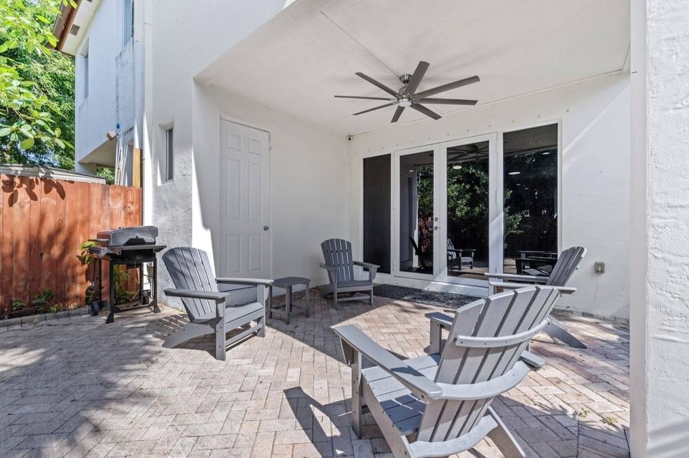 Photo of Patio Balcony in Tarpon River