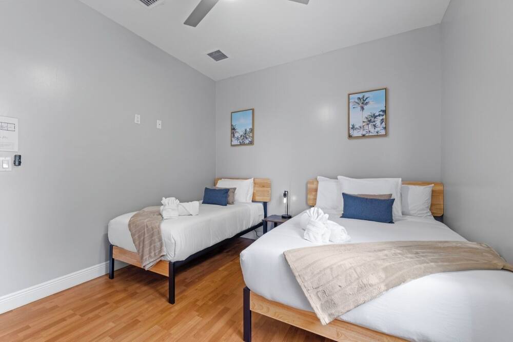 Photo of Bedroom in Tarpon River