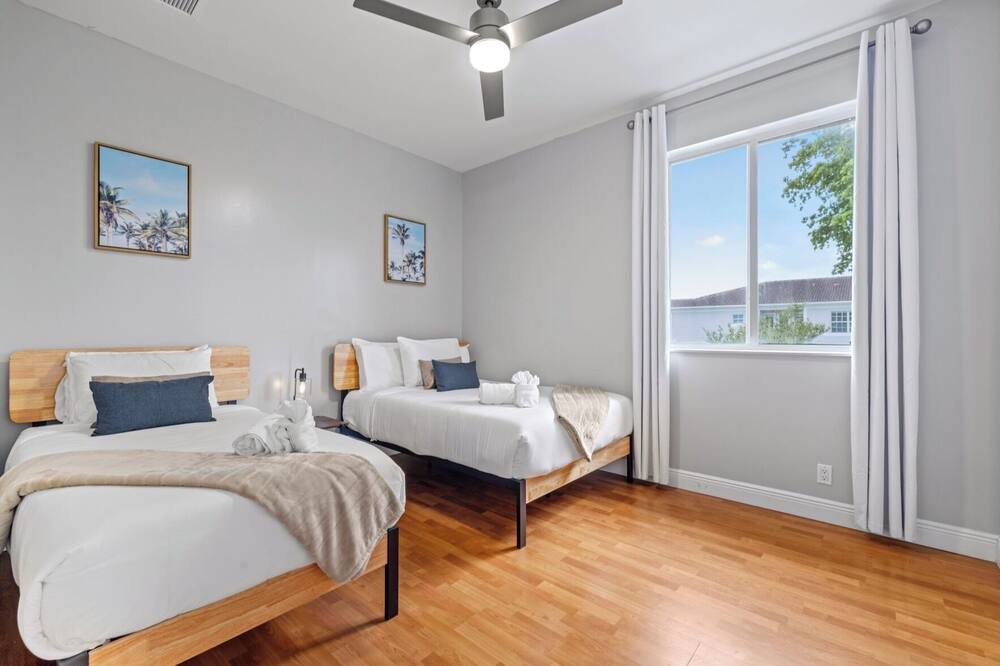 Photo of Bedroom in Tarpon River
