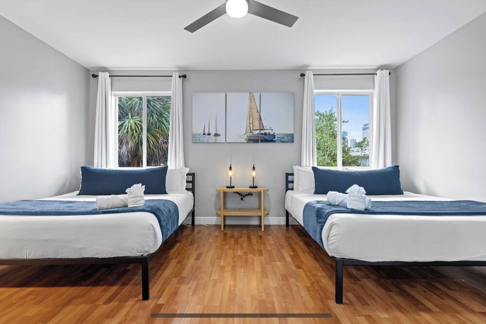 Photo of Bedroom in Tarpon River