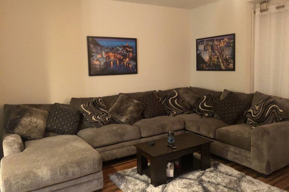 Photo of Livingroom in Long Neck