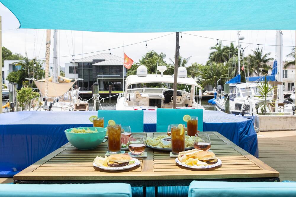 Photo of Outdoor in Hendricks and Venice Isles