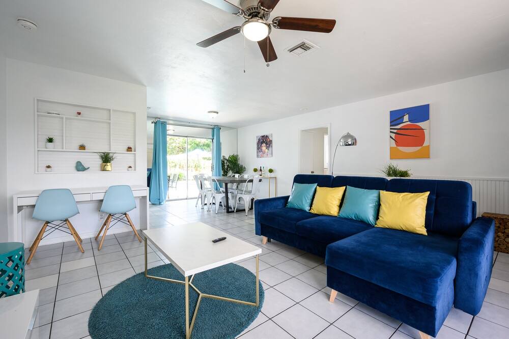 Photo of Livingroom in Driftwood