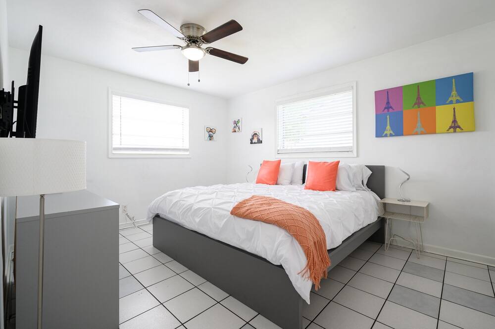 Photo of Bedroom in Driftwood