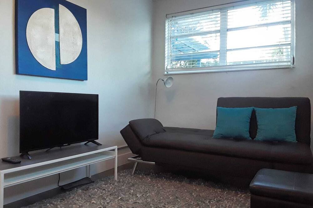 Photo of Livingroom in Highland Garden
