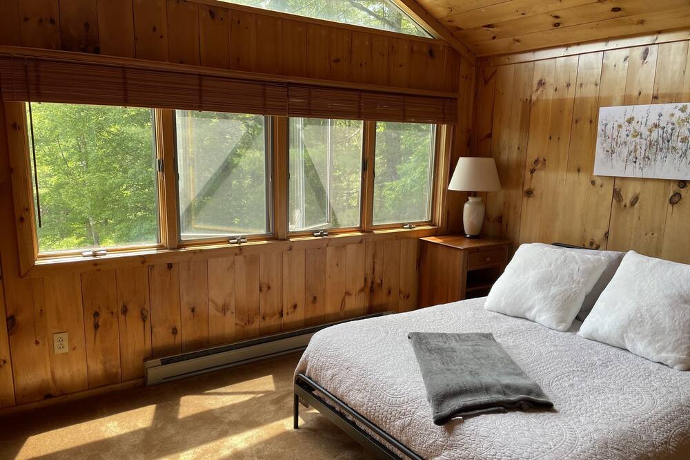 Photo of Bedroom in Jewett