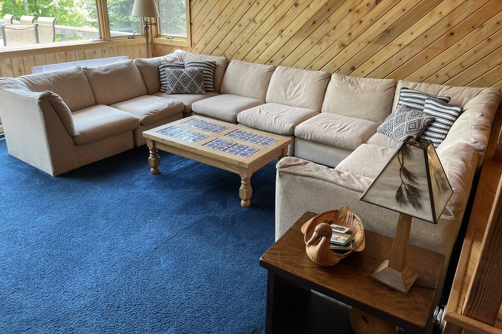 Photo of Livingroom in Jewett