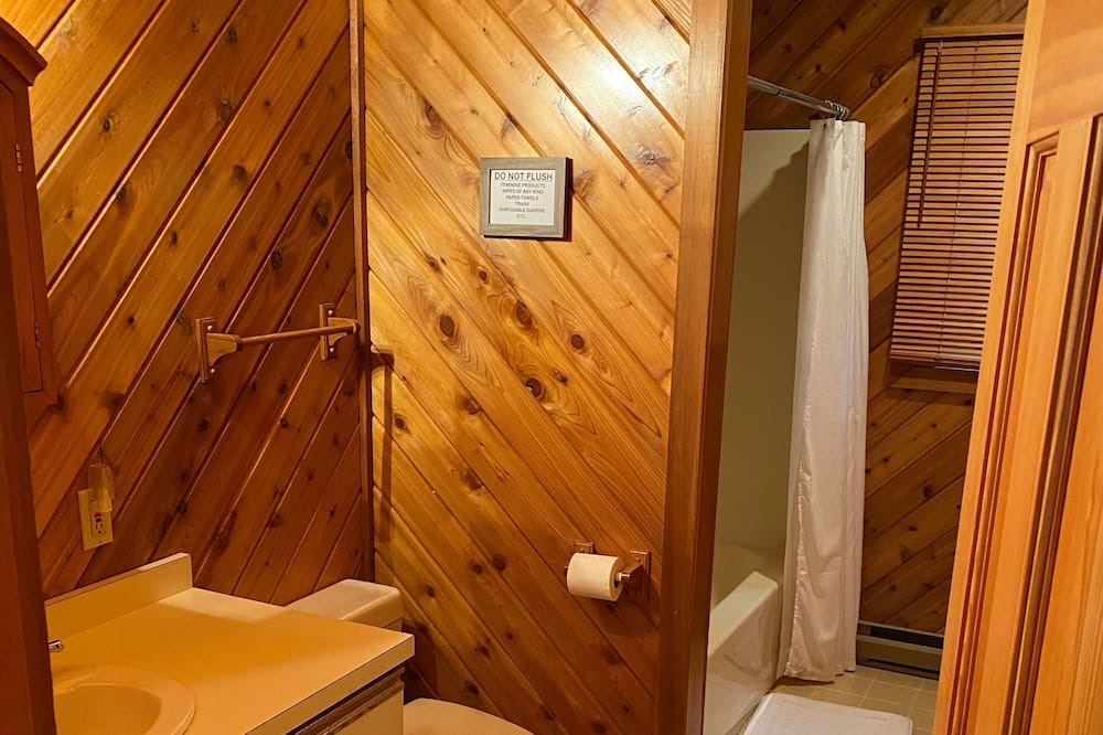 Photo of Bathroom in Jewett