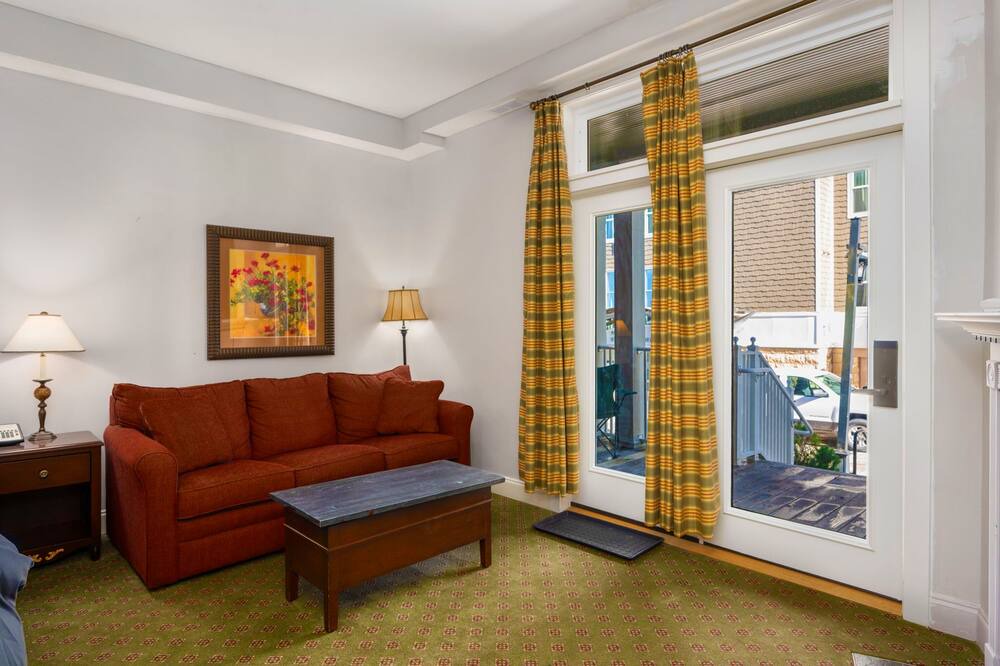 Photo of Bedroom in Edray