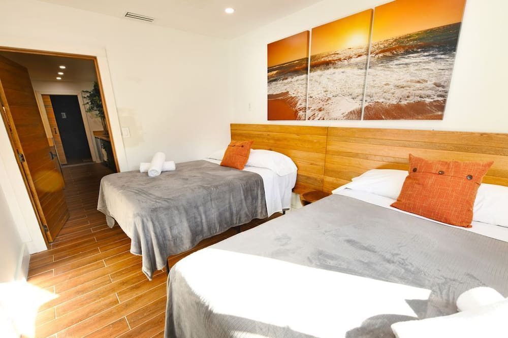 Photo of Bedroom in Coral Heights