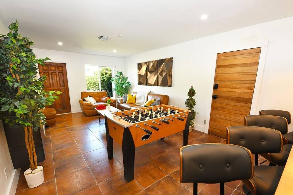 Photo of Livingroom in Coral Heights
