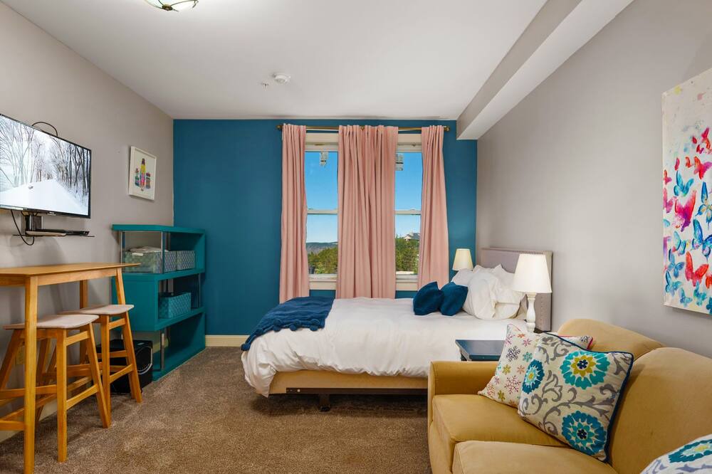 Photo of Bedroom in Edray