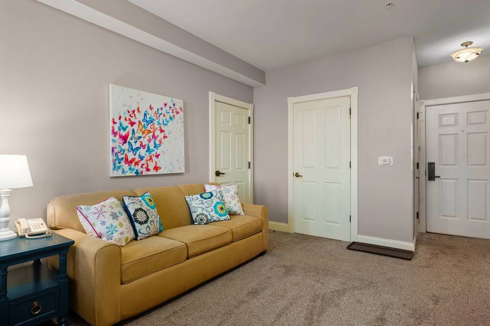 Photo of Bedroom in Edray