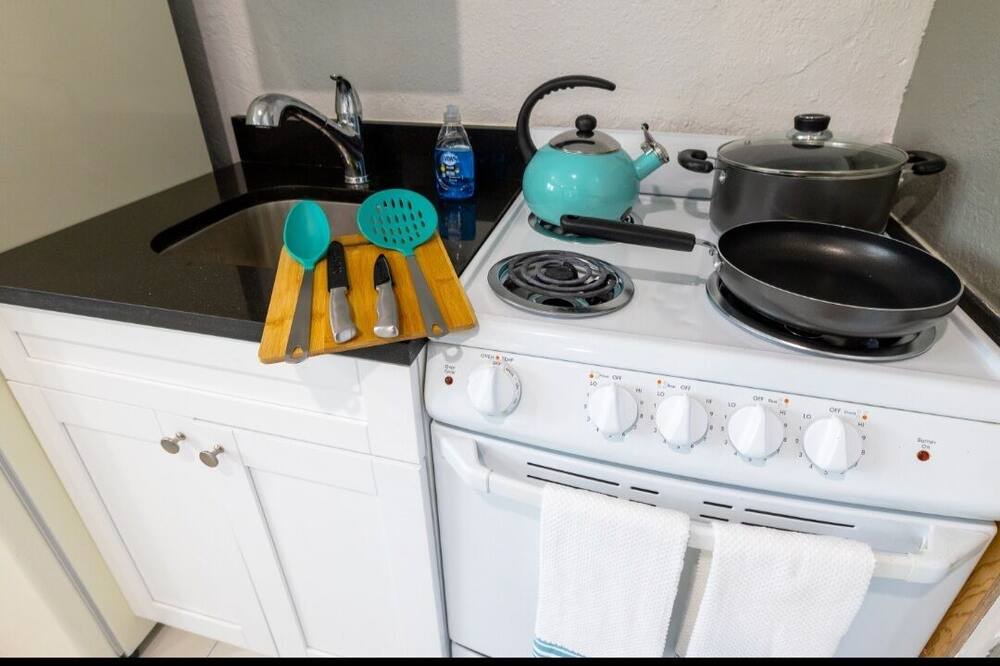 Photo of Kitchen in Little Haiti