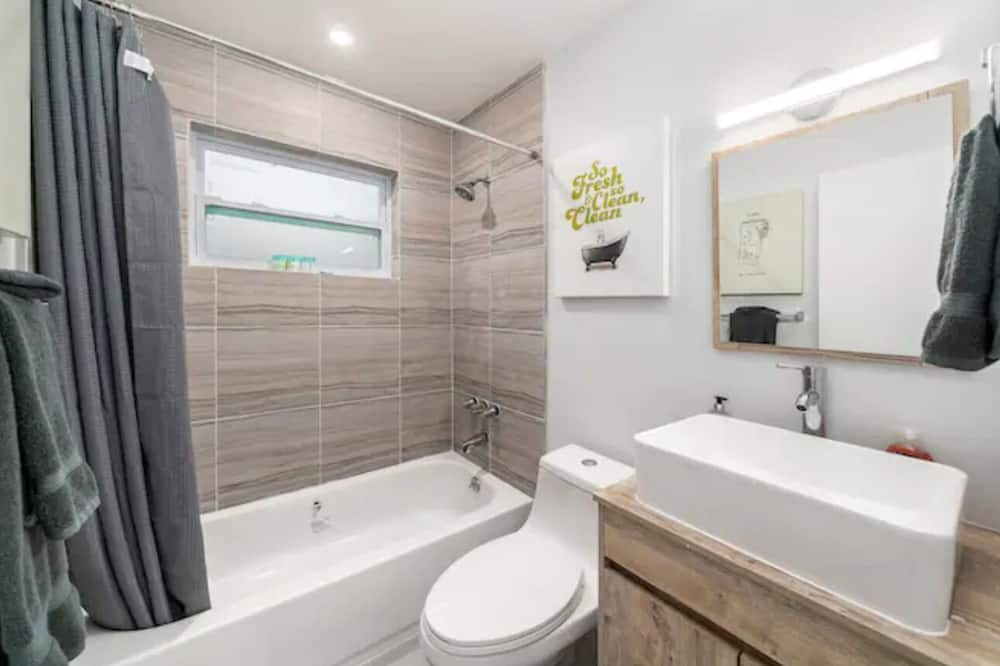 Photo of Bathroom in Buena Vista