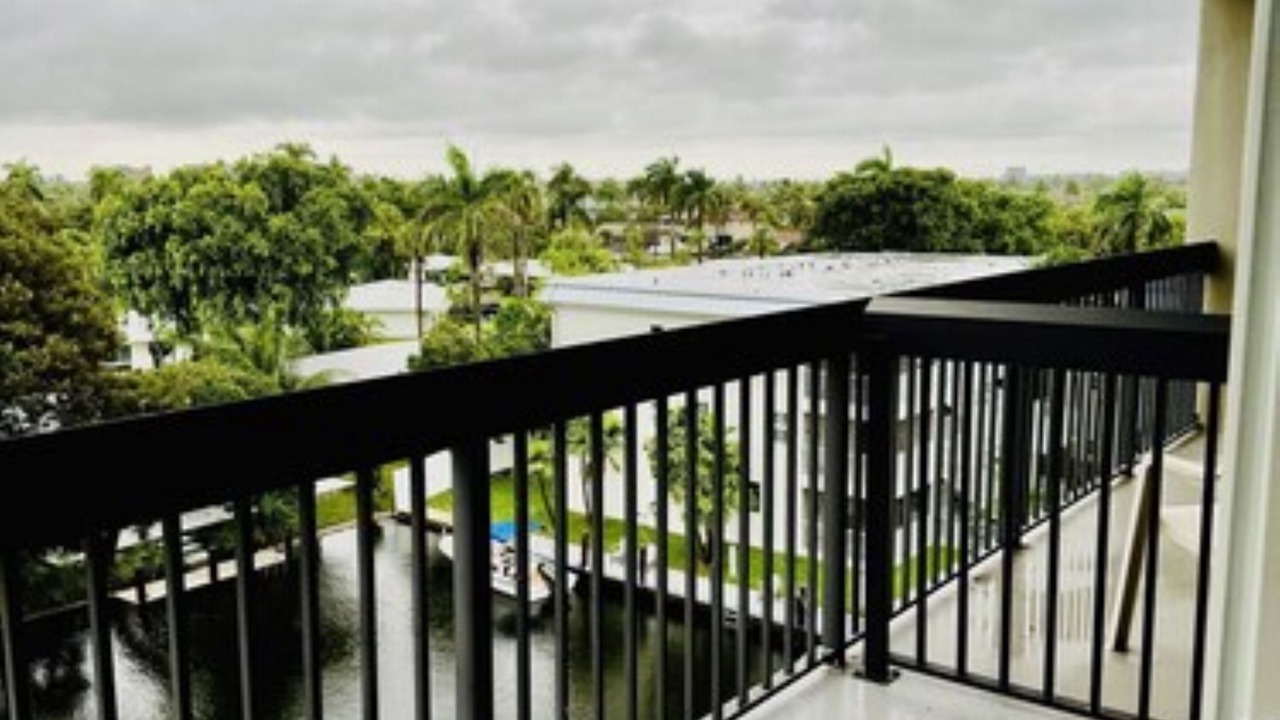 Photo of Patio Balcony in Lauderdale-by-the-Sea