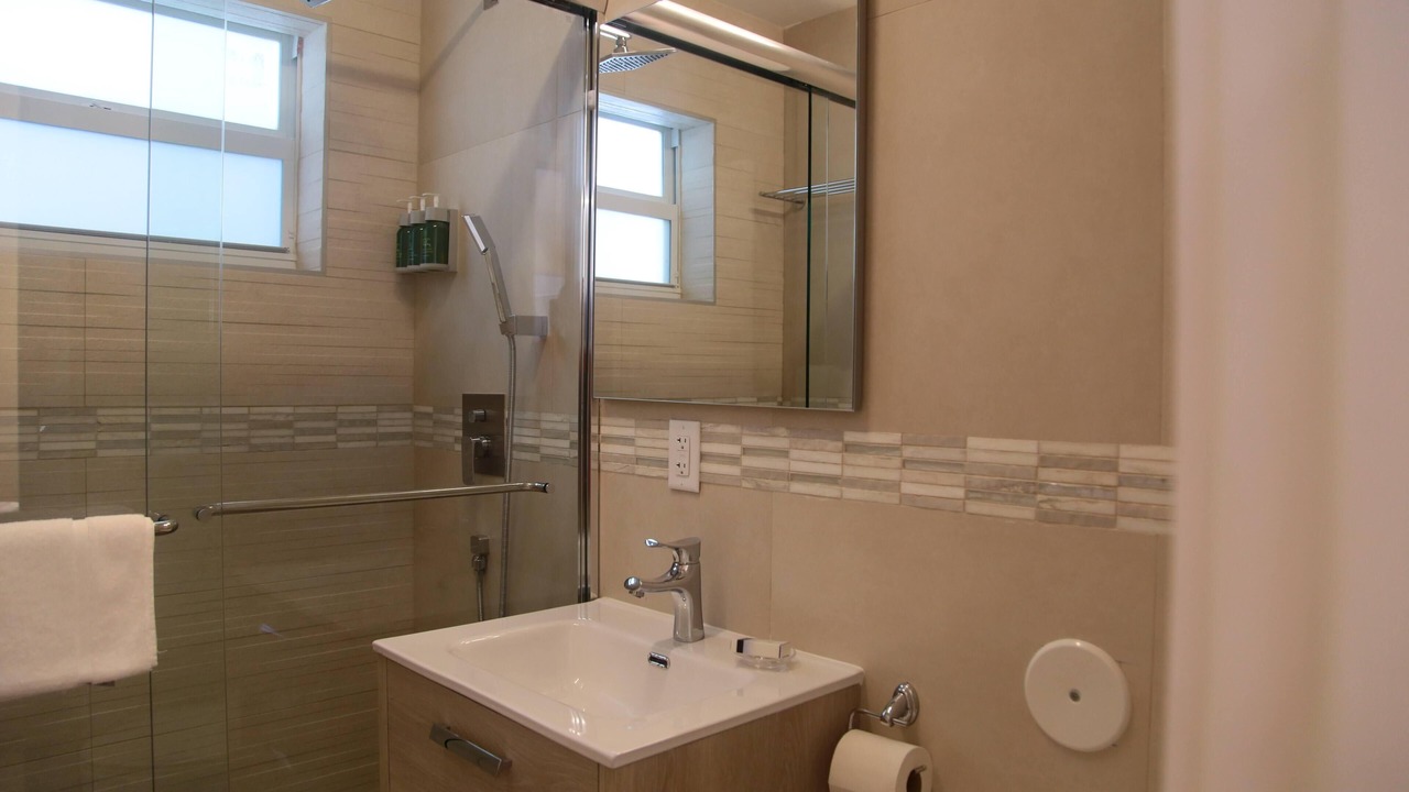 Photo of Bathroom in Hollywood