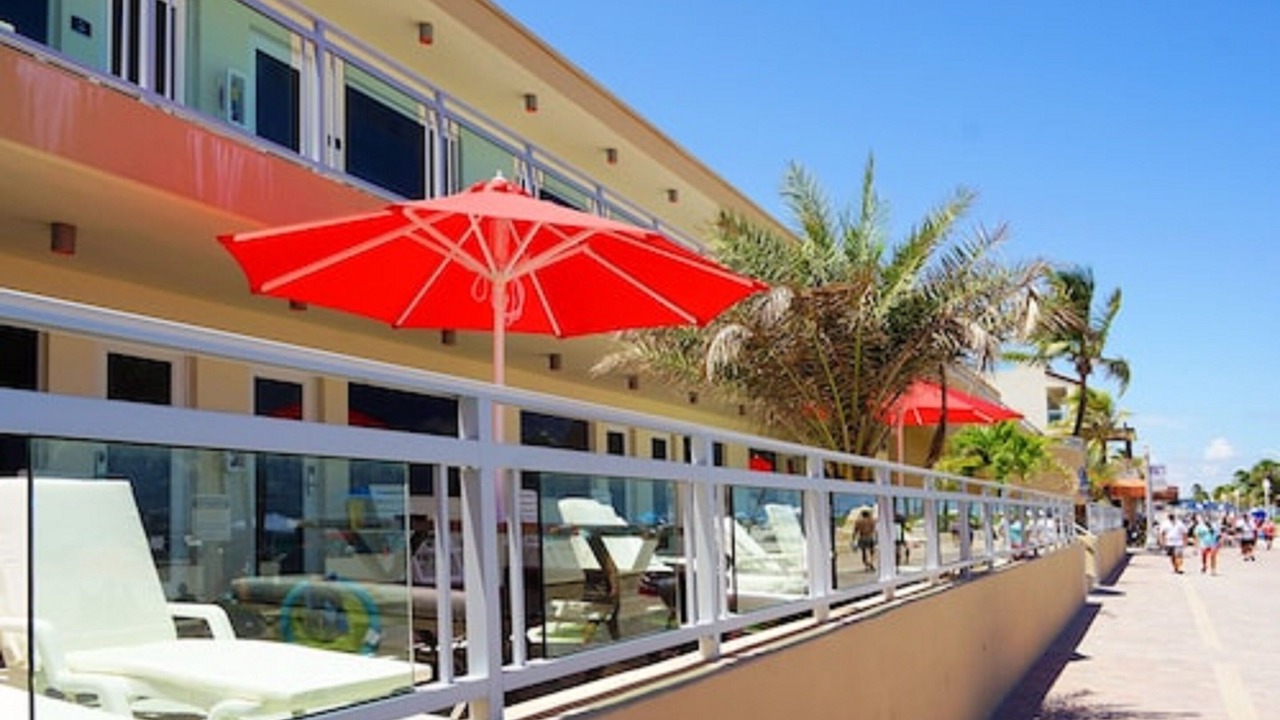 Photo of Outdoor in Hollywood