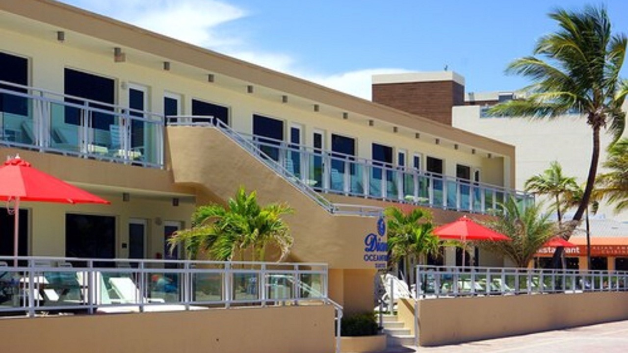 Photo of Outdoor in Hollywood