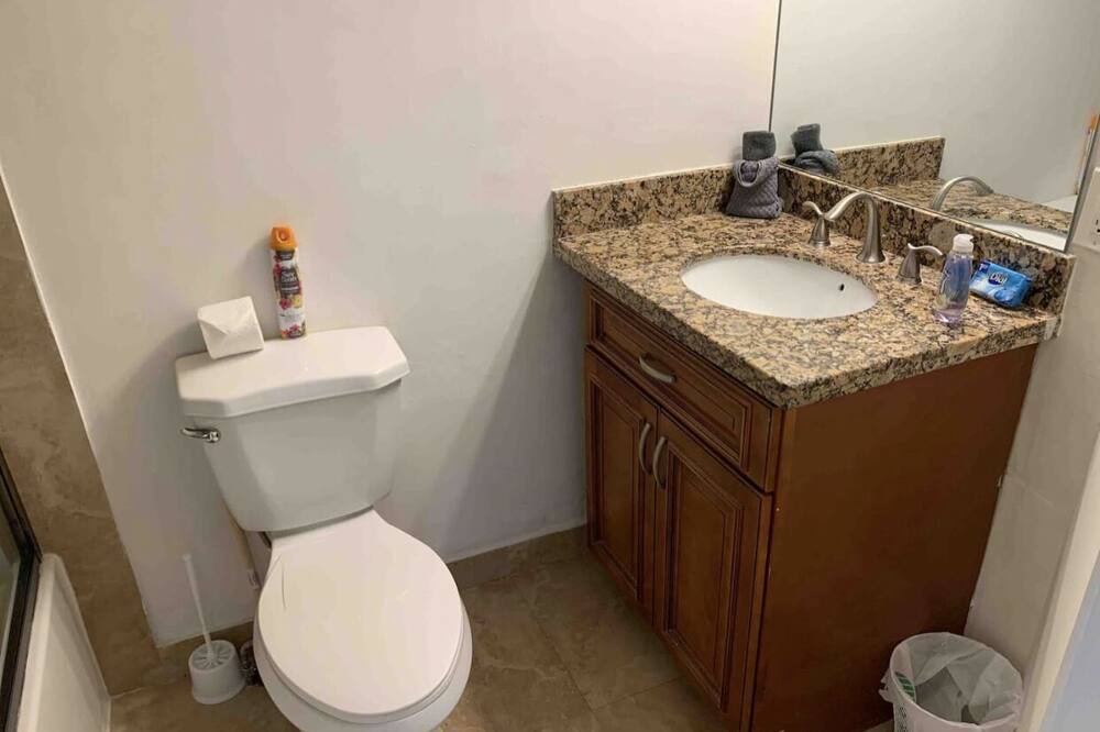 Photo of Bathroom in Victoria Park