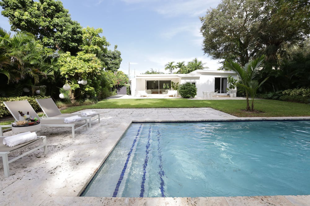 Photo of Outdoor in Biscayne Park