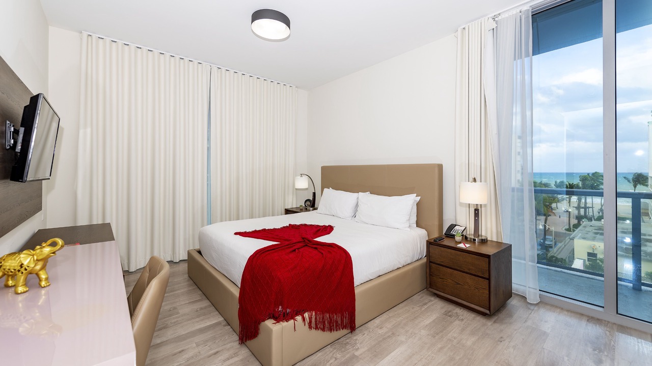 Photo of Bedroom in Hollywood