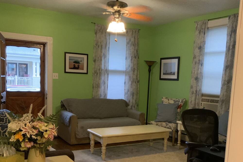 Photo of Bedroom in Ocean Grove