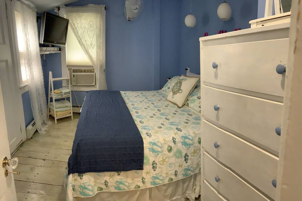 Photo of Bedroom in Ocean Grove