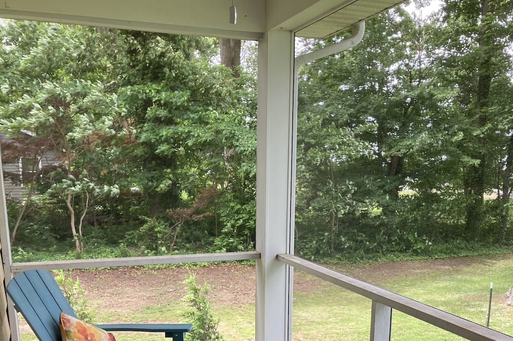 Photo of Patio Balcony in Earlville