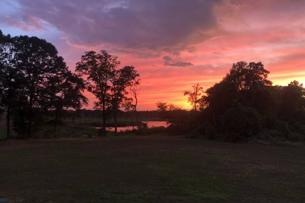 Photo of Outdoor in Milford