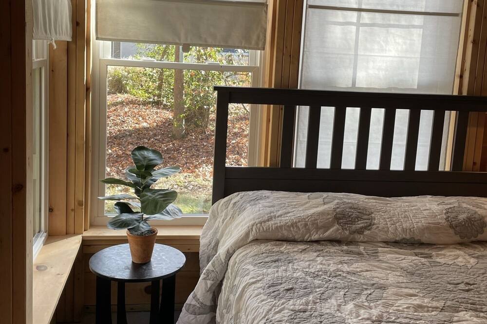 Photo of Bedroom in Irvington
