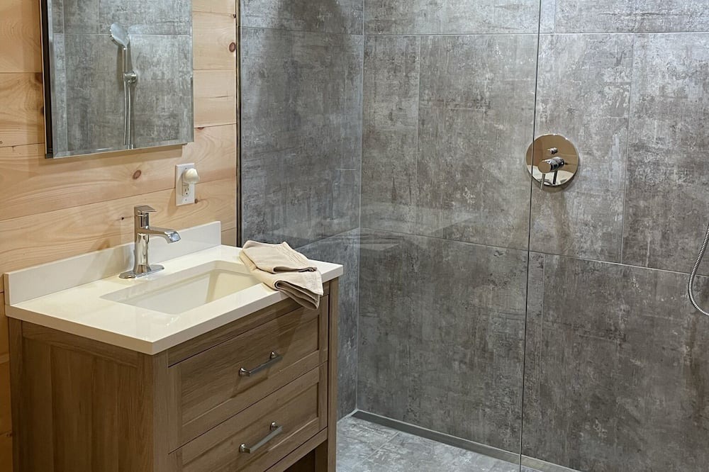 Photo of Bathroom in Irvington