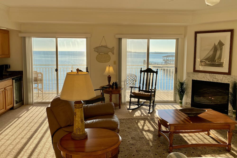 Photo of Livingroom in Crisfield