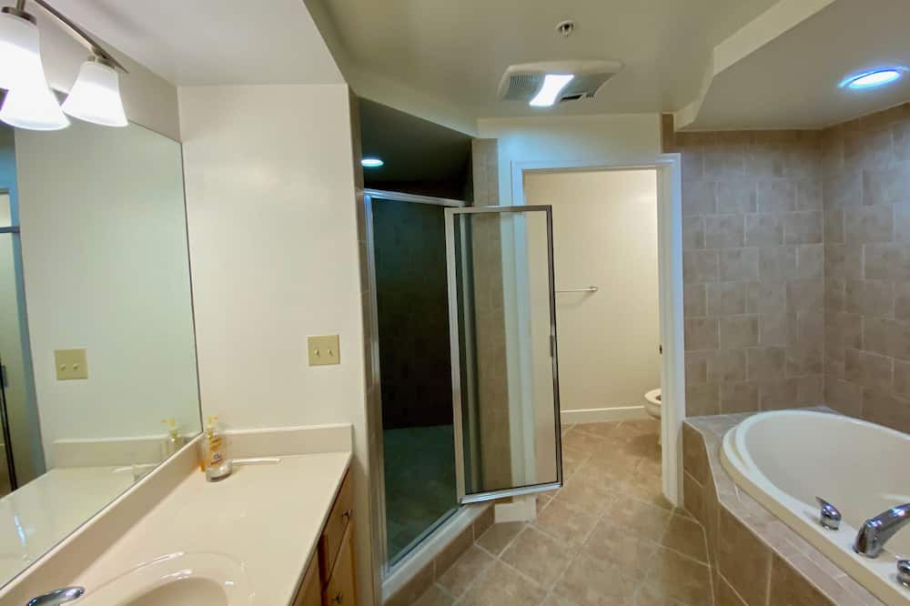 Photo of Bathroom in Crisfield