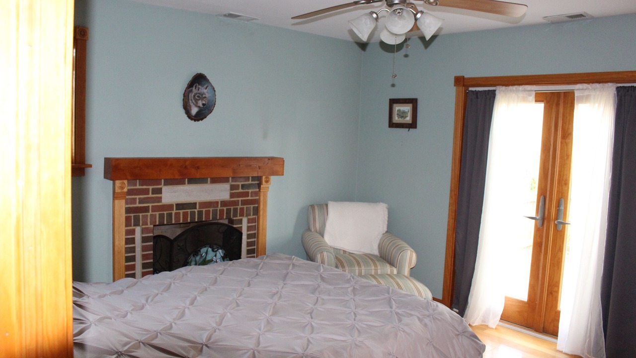 Photo of Bedroom in Rock Hall