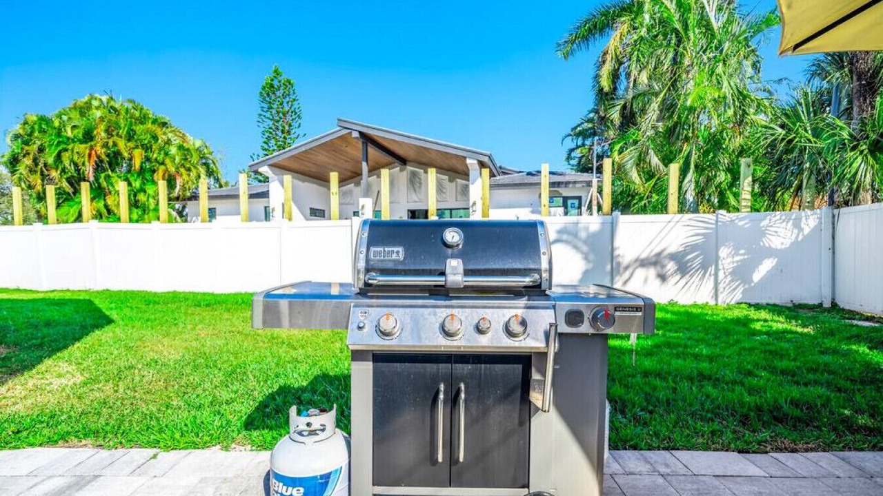 Photo of Outdoor in Santa Barbara Estates