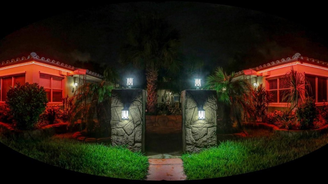 Photo of Outdoor in Hollywood Lakes
