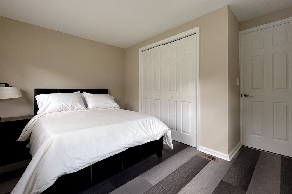 Photo of Bedroom in Piney Point