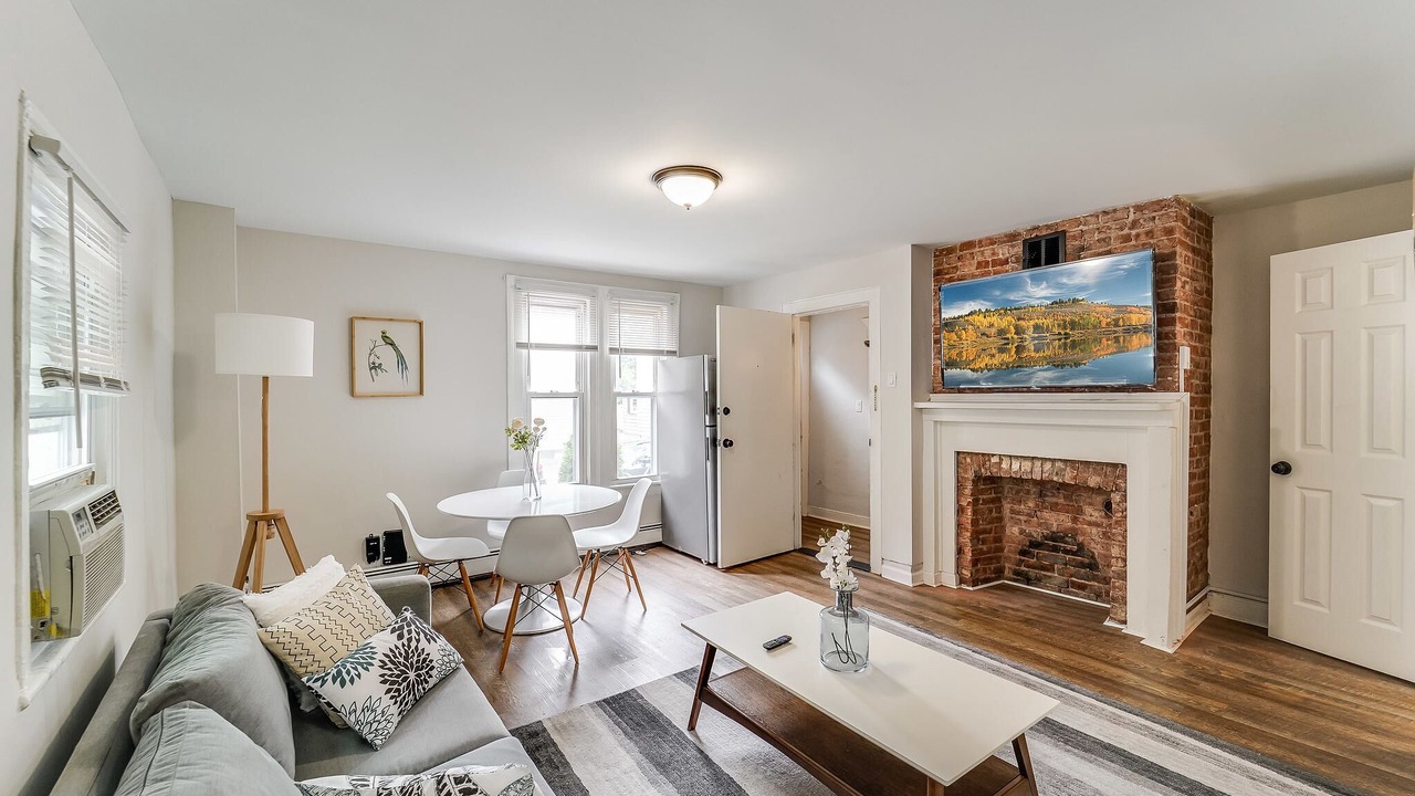 Photo of Livingroom in Bloomfield