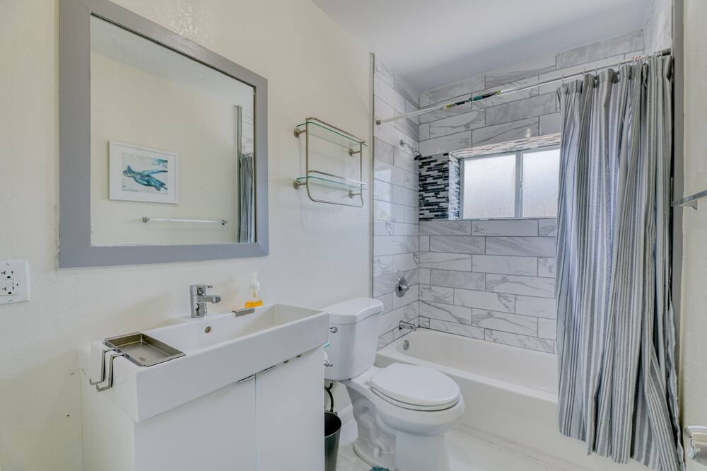 Photo of Bathroom in West Little River