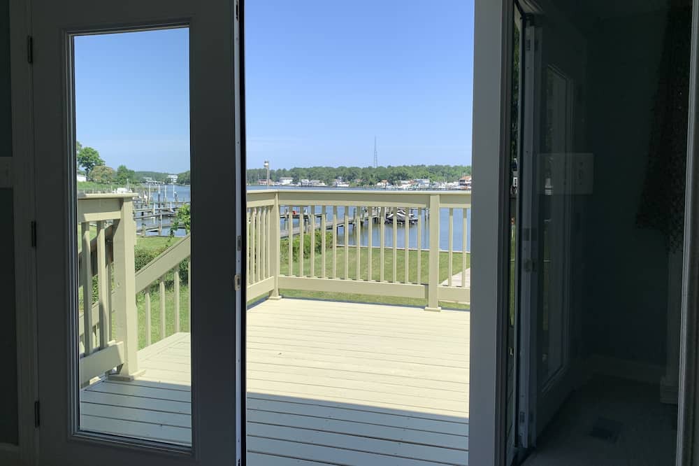 Photo of Patio Balcony in Cobb Island