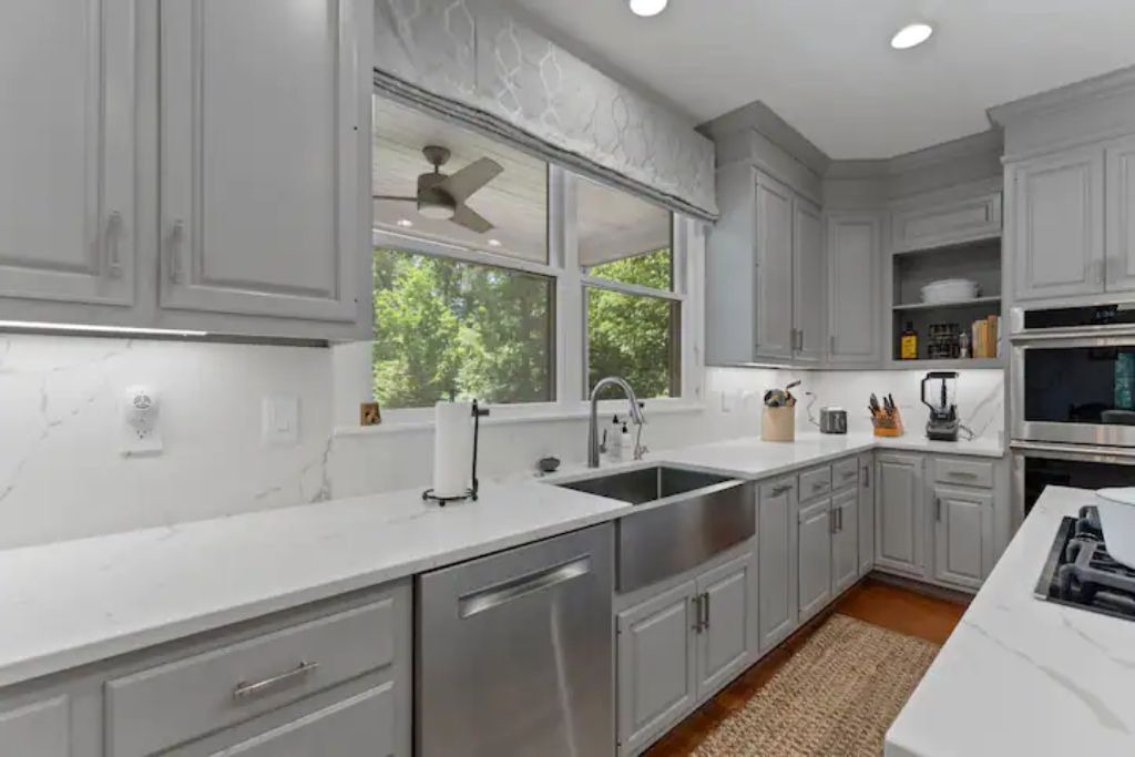 Photo of Kitchen in Weems